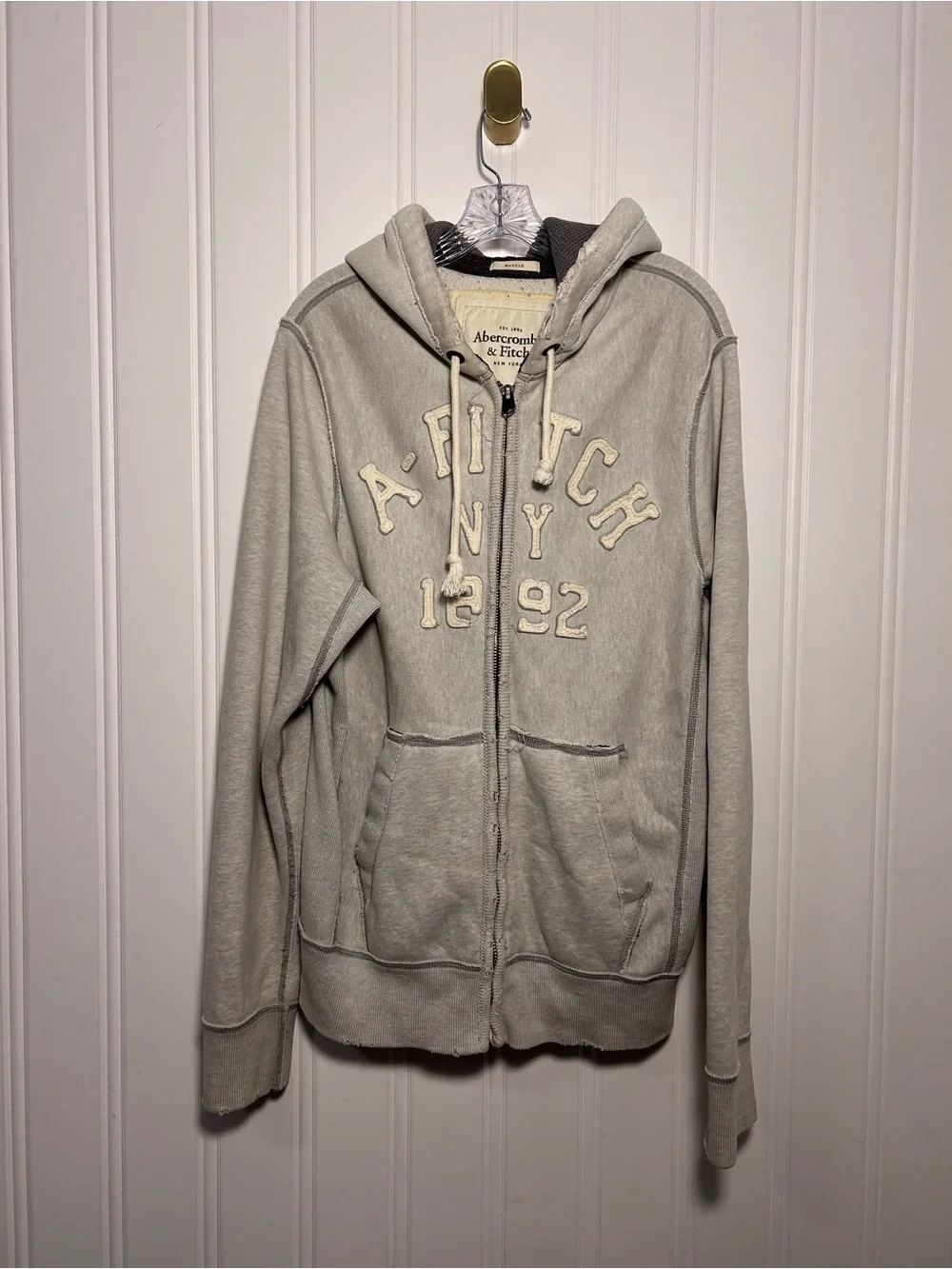 Abercrombie & Fitch Men’s Muscle Zip Up hoodie